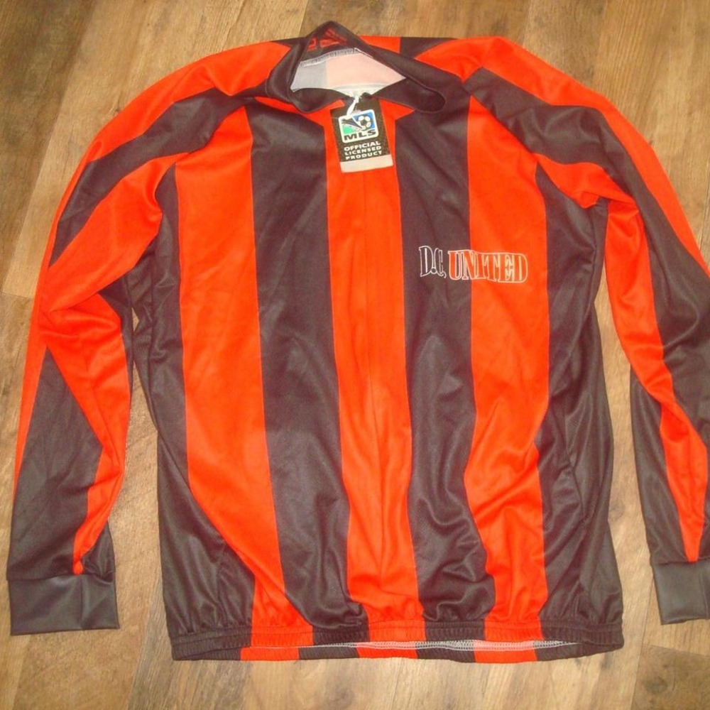 SOCCER MLL JERSEY WOMENS DC UNITED VINTAGE SHIRT 00S Y2K DEADSTOCK
